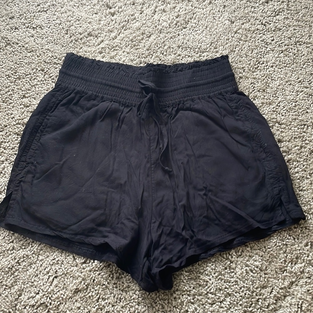 Abercrombie high waist pull-on shorts.